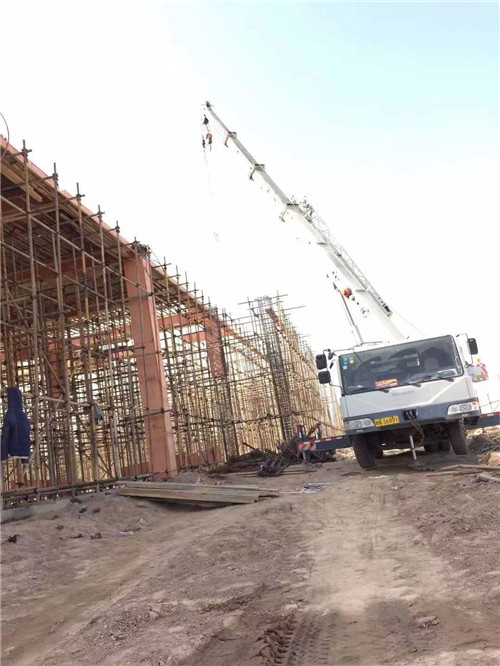 苏仙区25 吨、50 吨吊车怎么选？多大重量 / 半径适合对应车型？